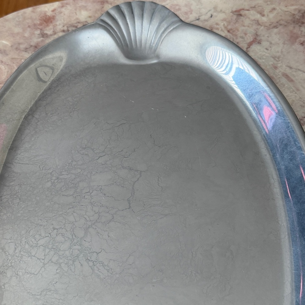 GUC~Large Wilton Armetale Silver Oval Serving Tray W/ Scalloped Detailed Edges - Picture 4 of 8